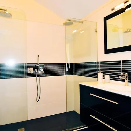 Casa vacanze Juntos By Your Madeira *